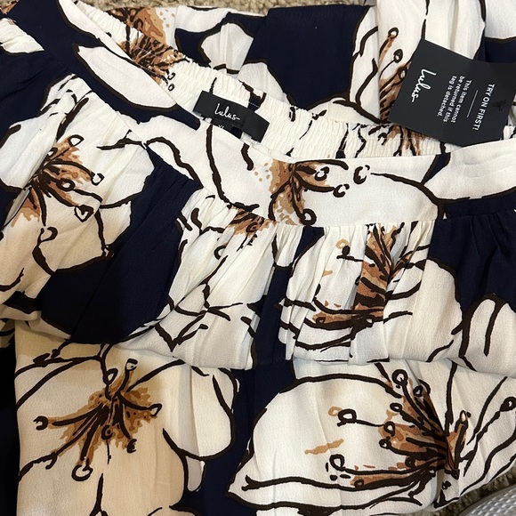 NWT Lulu's Black and Cream Floral Skirt Set Sz XL Womens Sz 14 - Picture 4 of 15
